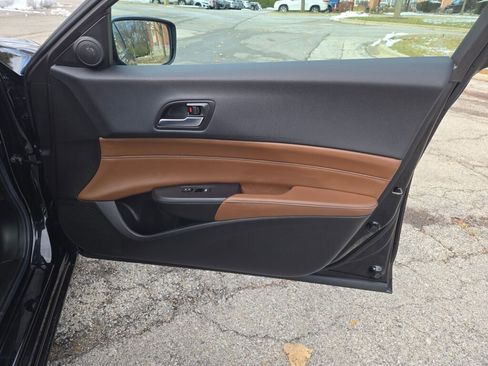 Used 2022 Acura ILX w/ Premium Package image 10