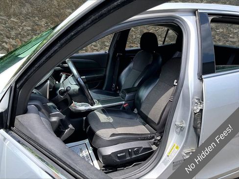 Used 2013 Chevrolet Malibu LT FWD image 22