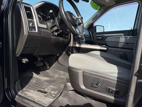 Used 2018 RAM 1500 Big Horn image 11