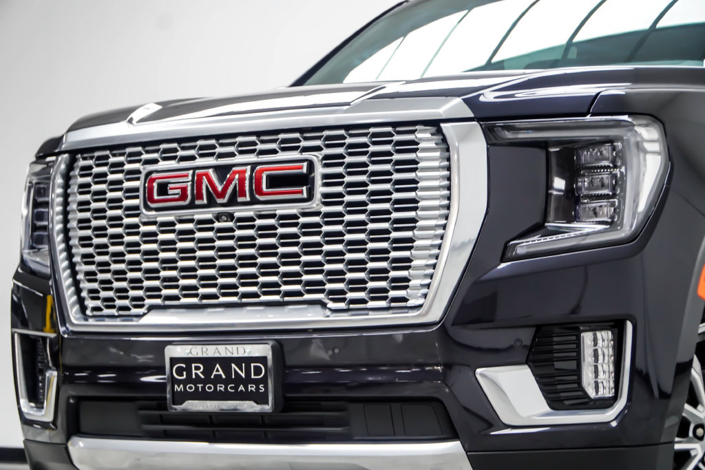 Used 2023 GMC Yukon Denali AWD/4WD image 2