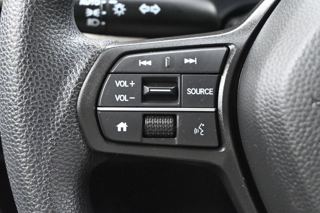 Used 2024 Honda HR-V LX image 6