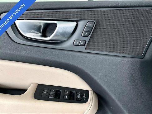 Certified 2026 Volvo XC60 B5 Plus AWD/4WD image 30