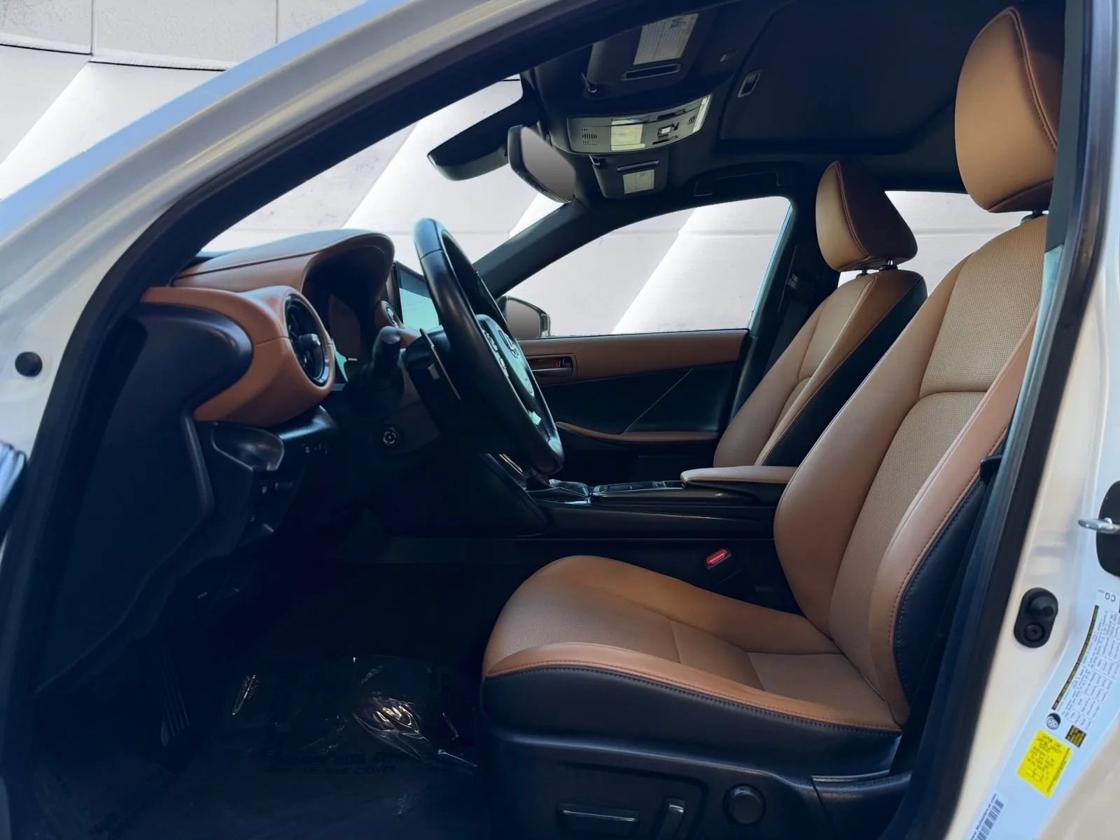 Used 2023 Lexus IS 300 AWD w/ Premium Package image 9