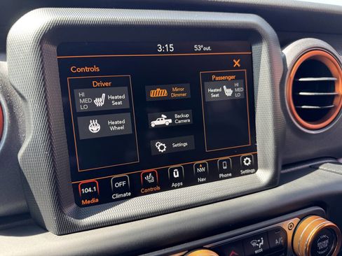 Used 2023 Jeep Gladiator Mojave w/ Cold Weather Group AWD/4WD image 11