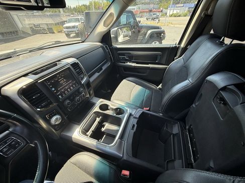 Used 2017 RAM 1500 Sport image 23