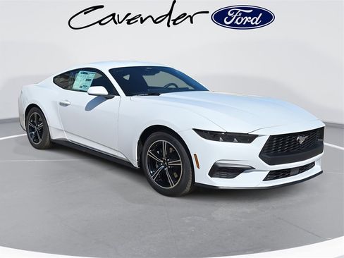 New 2025 Ford Mustang Coupe image 4