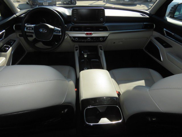 Used 2020 Kia Telluride S FWD image 17