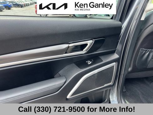 Certified 2024 Kia Telluride S w/ S Sunroof Package AWD/4WD image 49
