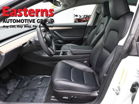 Used 2023 Tesla Model 3 Standard Range image 13