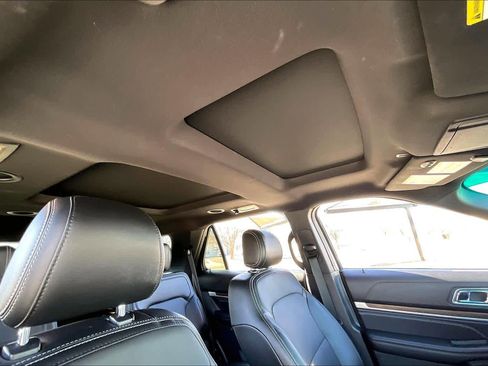 Used 2016 Ford Explorer Limited w/ Equipment Group 301A image 13