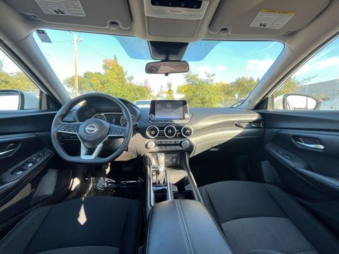Used 2024 Nissan Sentra SV image 31