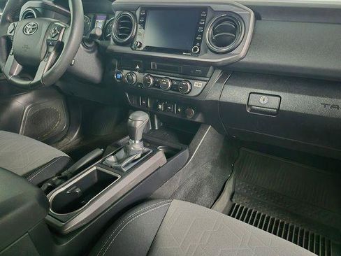 Certified 2023 Toyota Tacoma TRD Off-Road AWD/4WD image 36