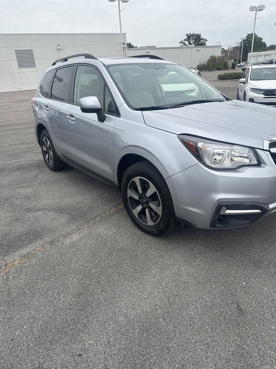 Used 2018 Subaru Forester 2.5i Premium AWD/4WD image 7