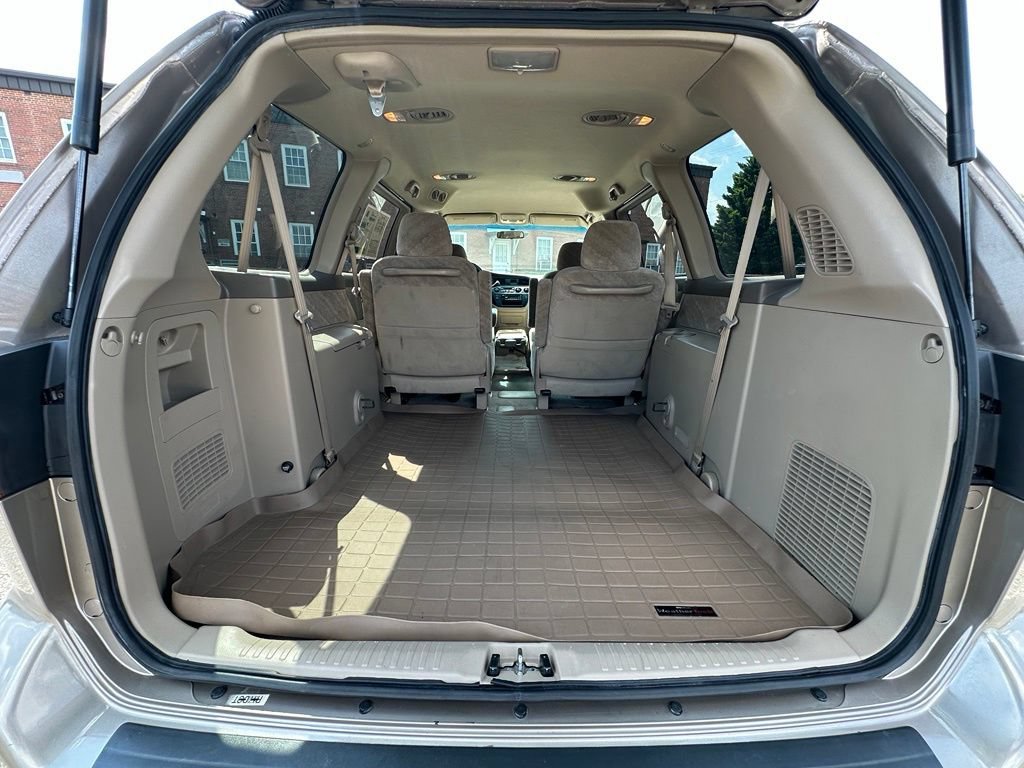 Used 2004 Honda Odyssey EX image 24
