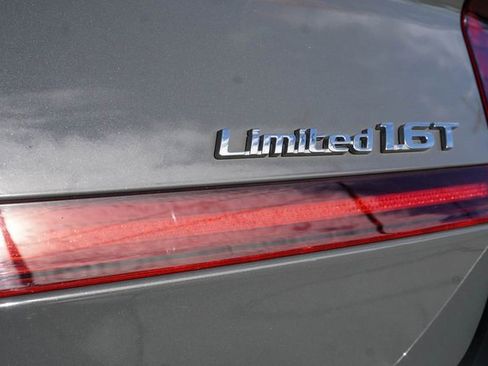 Used 2021 Hyundai Sonata Limited w/ Preferred Accessory Package image 7