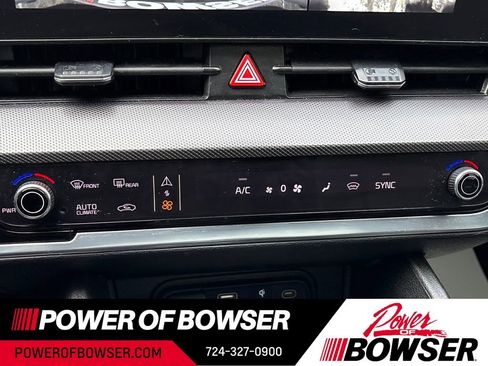 Used 2023 Kia Sportage SX image 16