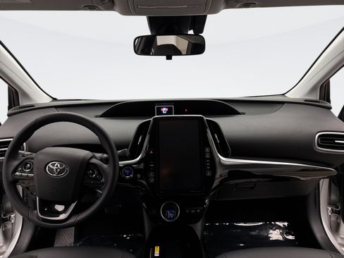 Used 2021 Toyota Prius Prime XLE w/ Carpet Mat Package (TMS) image 14