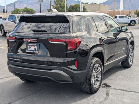 Used 2025 GMC Terrain Elevation AWD/4WD image 3
