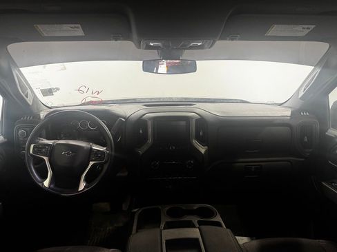 Used 2022 Chevrolet Silverado 1500 Custom Trail Boss w/ Safety Confidence Package image 9