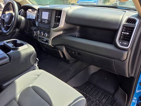 Used 2020 RAM 1500 Big Horn AWD/4WD image 18
