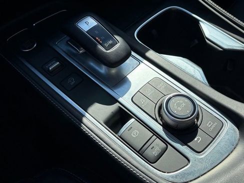 Used 2023 INFINITI QX60 Luxe w/ Performance Audio Package image 23