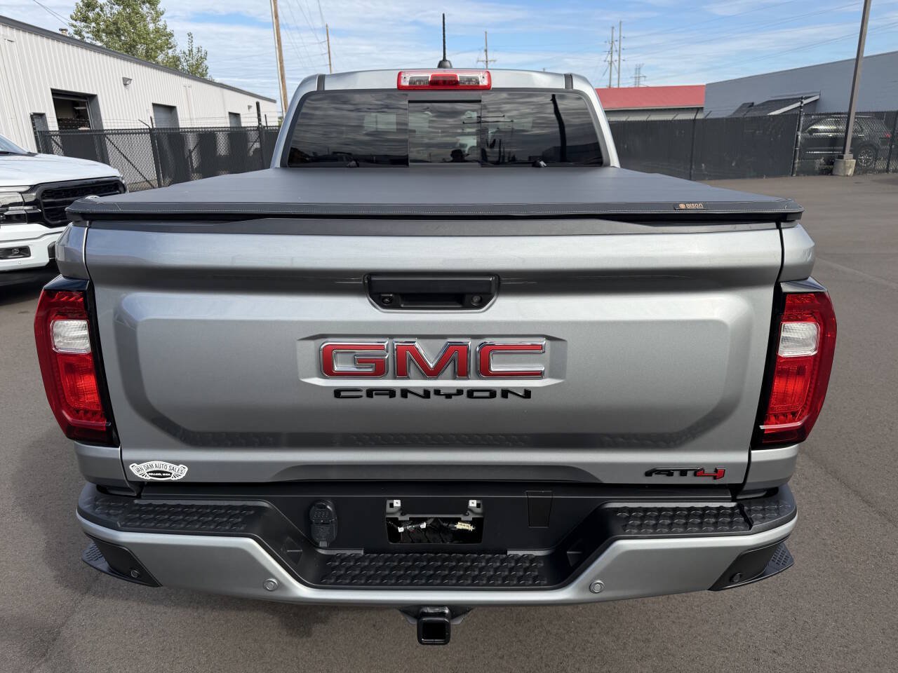Used 2024 GMC Canyon AT4 w/ AT4 Premium Package AWD/4WD image 34
