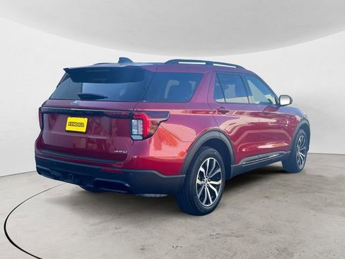 Used 2025 Ford Explorer ST-Line image 5