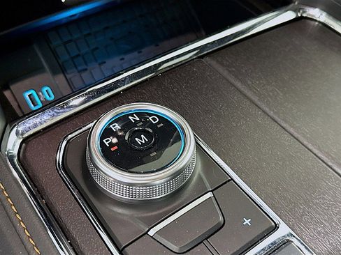 Used 2024 Ford Expedition Max Platinum image 19