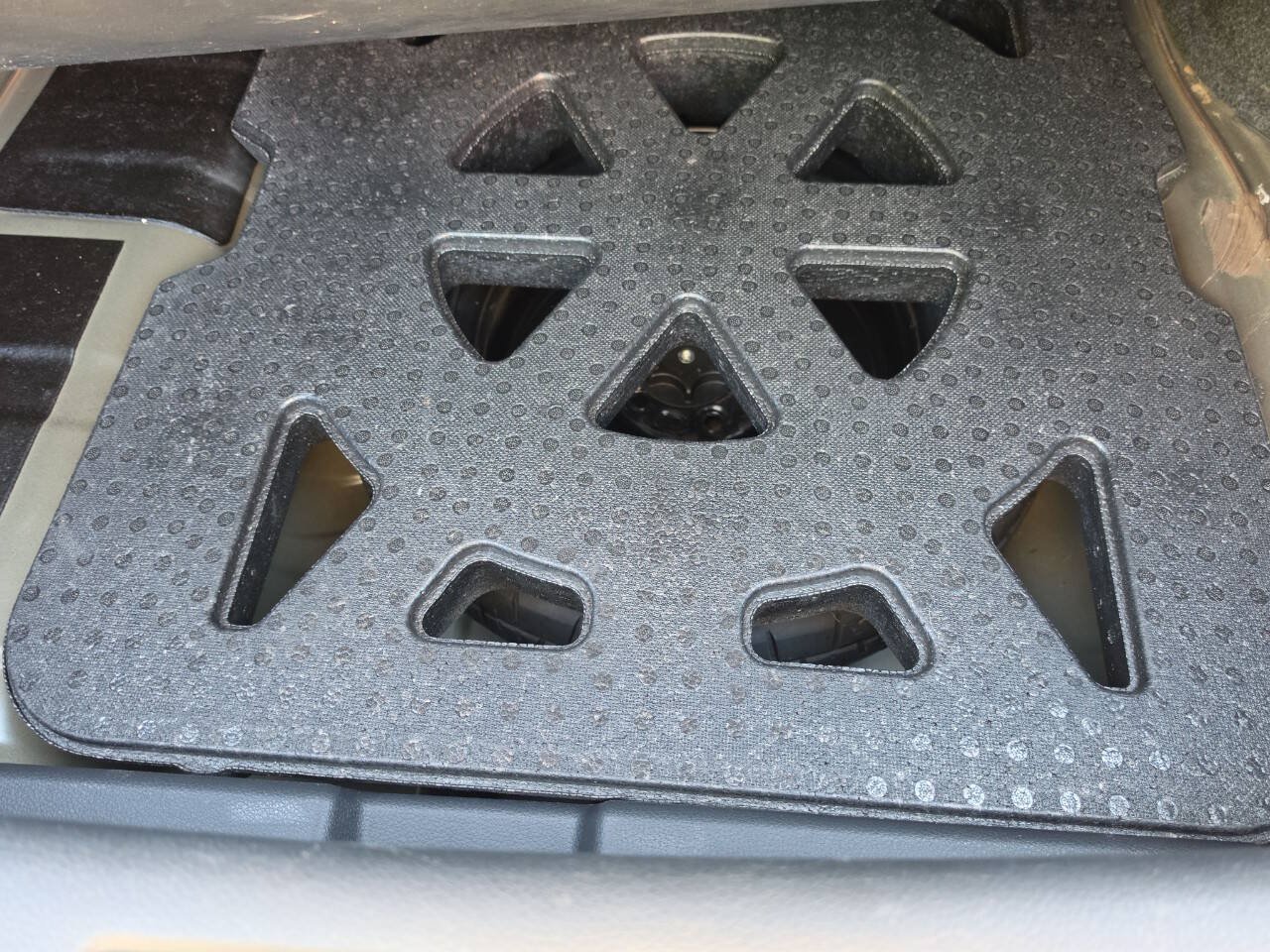 Used 2013 Nissan Sentra SV FWD image 21