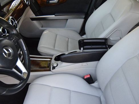 Used 2015 Mercedes-Benz GLK 350 4MATIC image 42