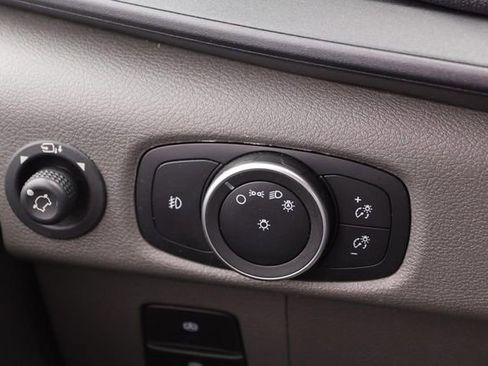 Used 2023 Ford Transit 350 XLT image 20