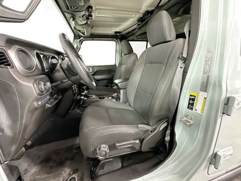 Used 2023 Jeep Wrangler Unlimited w/ Cold Weather Group AWD/4WD image 19