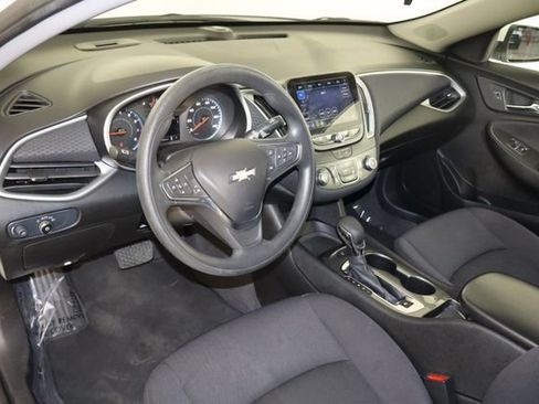 Used 2024 Chevrolet Malibu LS FWD image 26