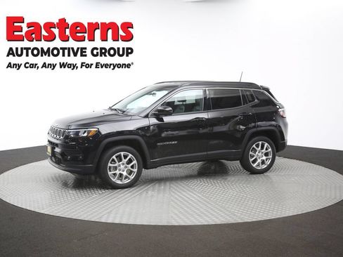 Used 2024 Jeep Compass Latitude AWD/4WD image 56