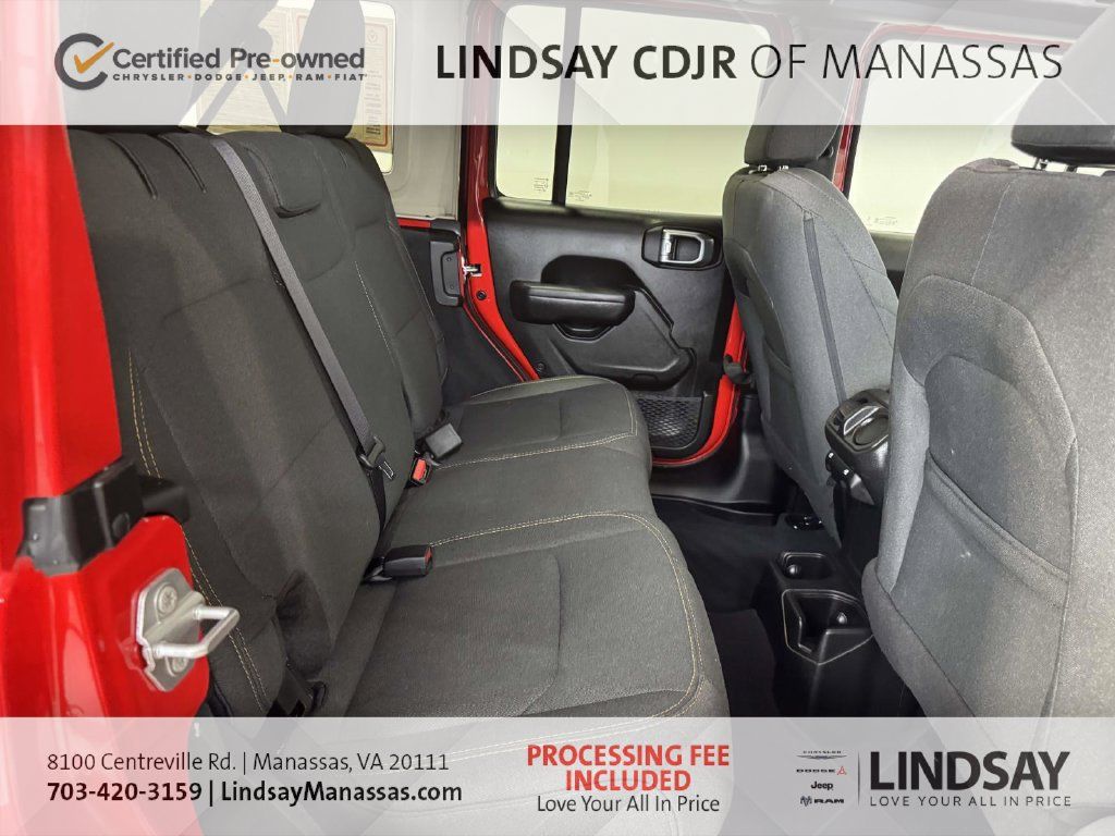 Used 2025 Jeep Wrangler Unlimited Sport AWD/4WD image 16