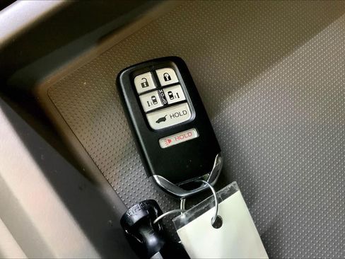 Used 2016 Honda Odyssey EX-L image 14