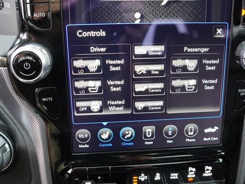 Certified 2019 RAM 1500 Limited w/ Advanced Safety Group AWD/4WD image 31
