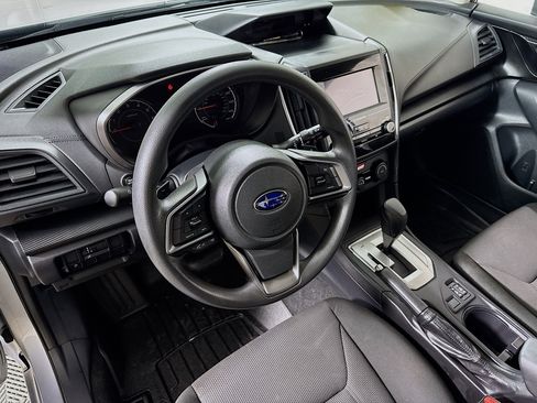Used 2018 Subaru Impreza 2.0i Premium image 11