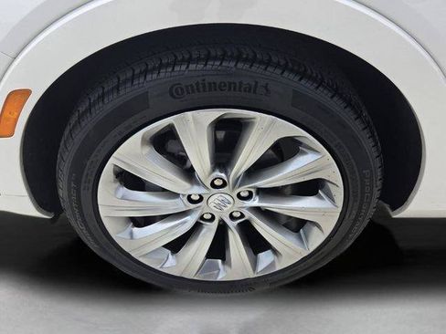 Used 2025 Buick Envista Avenir FWD image 9