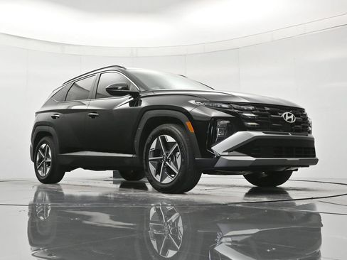 Used 2025 Hyundai Tucson SEL FWD image 38