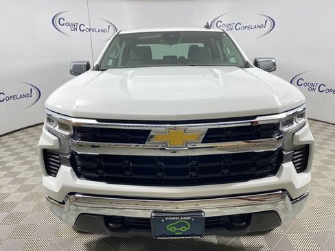 Used 2023 Chevrolet Silverado 1500 LT AWD/4WD image 10