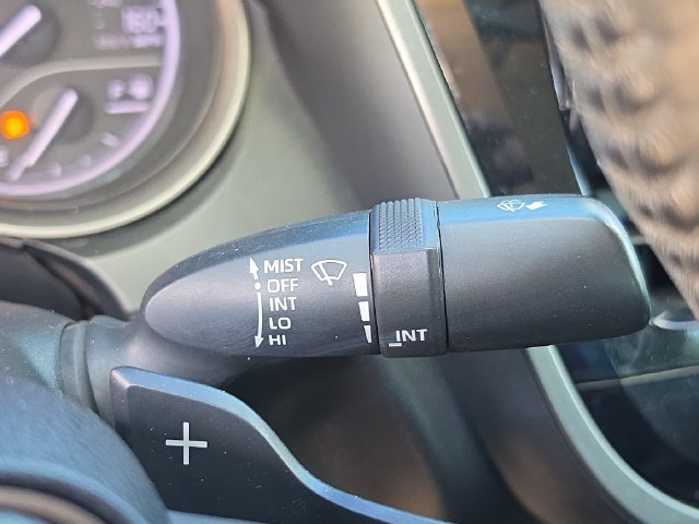 Used 2021 Toyota Camry SE FWD image 22