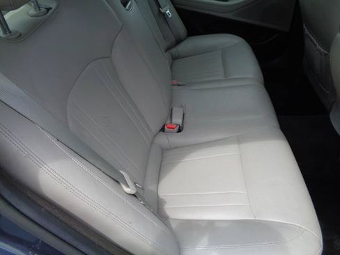 Used 2017 Genesis G80 3.8 RWD image 16