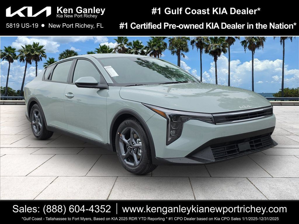 New 2026 Kia K4 FWD image 1