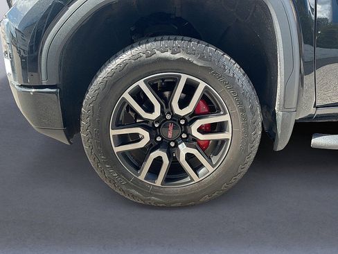 Used 2021 GMC Sierra 1500 AT4 w/ AT4 Preferred Package image 15