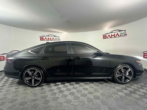 Used 2025 Honda Accord Sport image 10