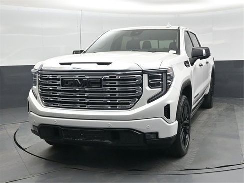 Used 2023 GMC Sierra 1500 Denali w/ Denali Reserve Package image 8