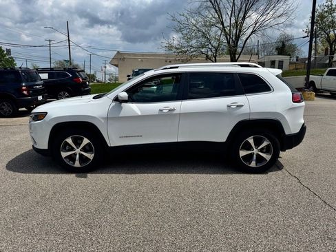 Used 2019 Jeep Cherokee Limited FWD image 2