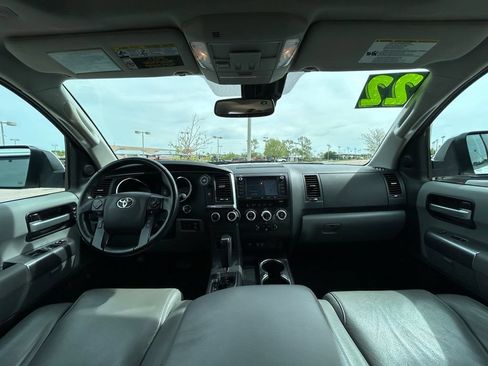 Used 2022 Toyota Sequoia Limited AWD/4WD image 13
