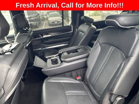Used 2024 Jeep Grand Wagoneer Series II Obsidian w/ Quick Order Packagew 28T AWD/4WD image 18
